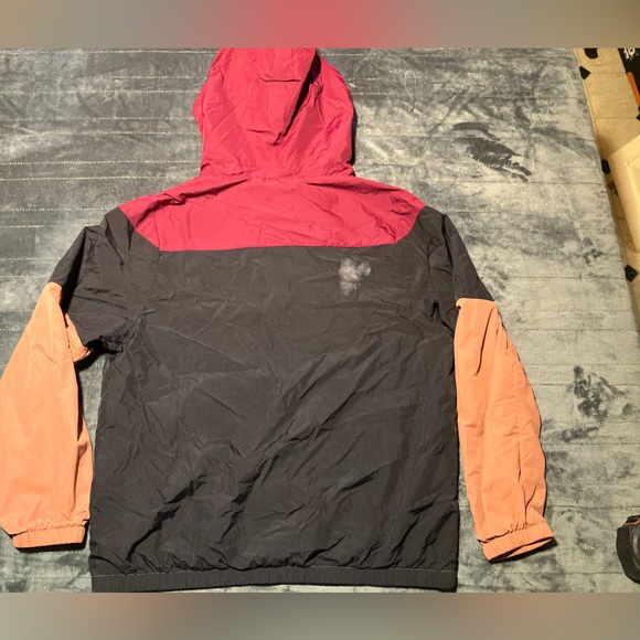 Pink Victoria secret wind breaker - Picture 5 of 8